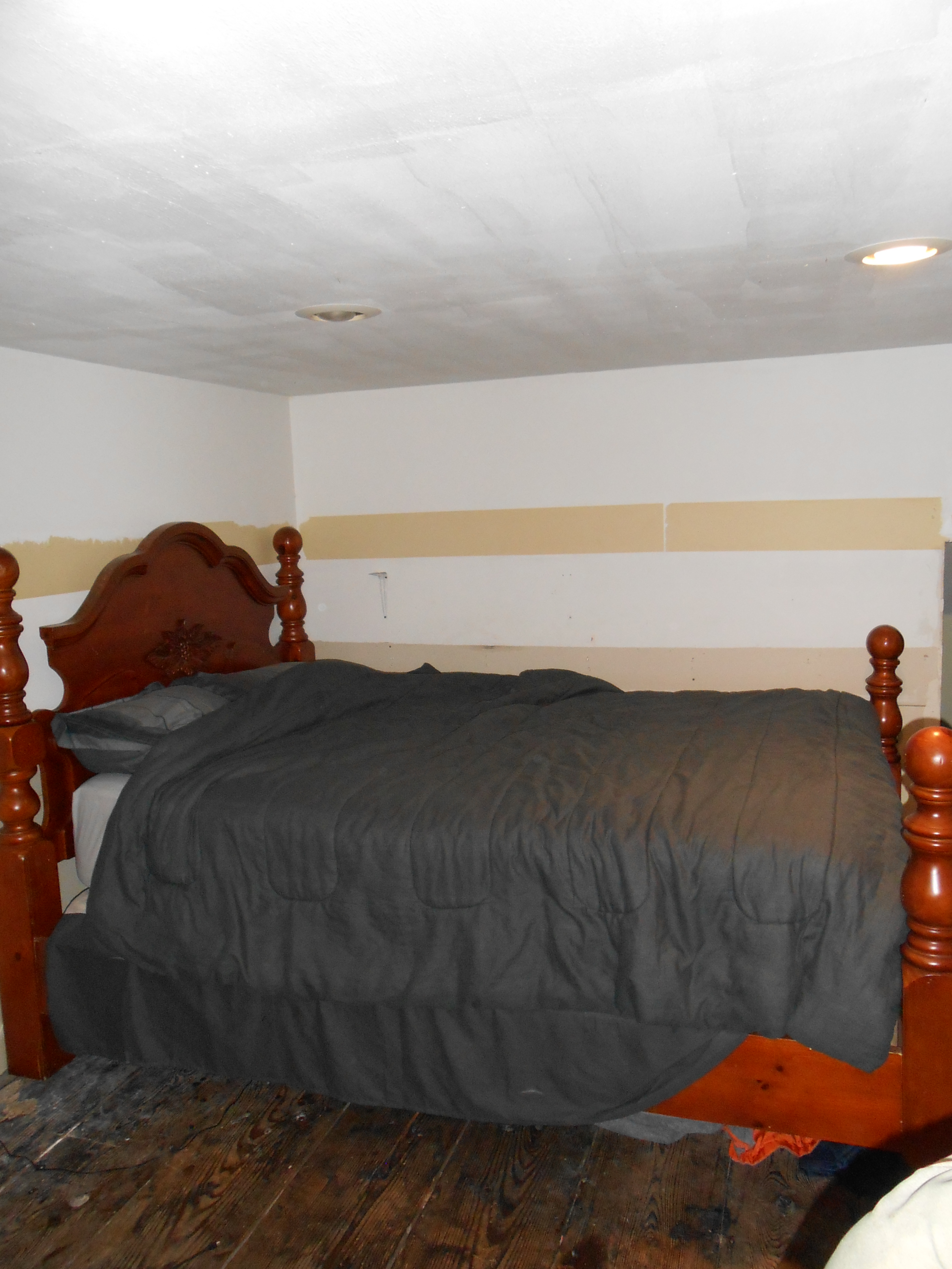picture of queen bed